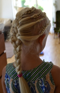 second day hairdo: mini lace braids into a french braid 